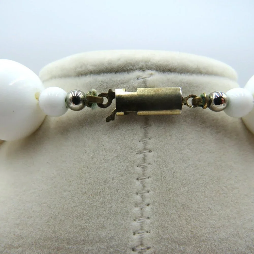 Vintage Chunky Beaded Necklace White Pink Melon Gold Tone Spacer Costume Jewelry